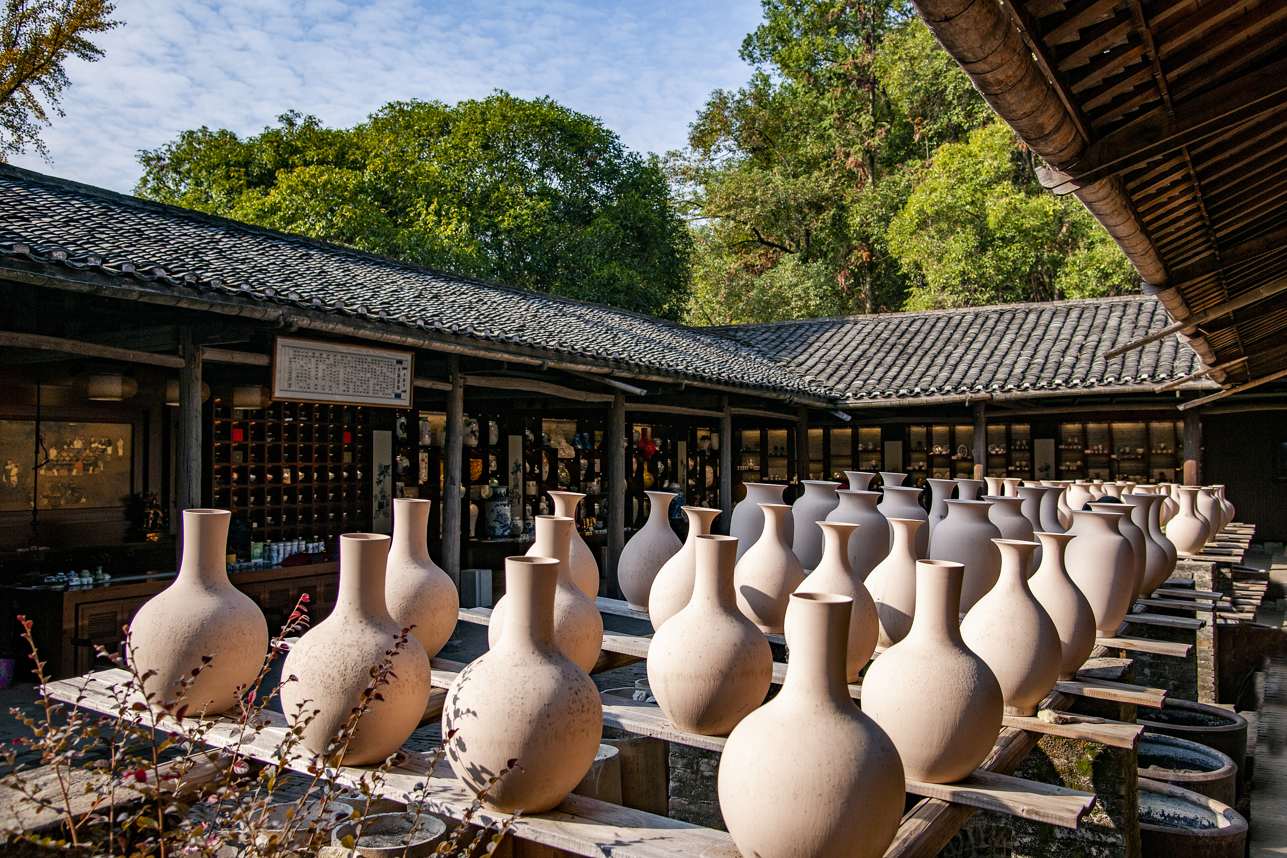Home of China's Porcelain - Jingdezhen | Expats Holidays